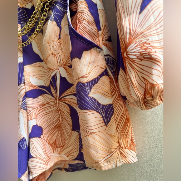 NWT BeBe Floral Romper Pockets Gold Chains Purple Peach Pink - Picture 5 of 11